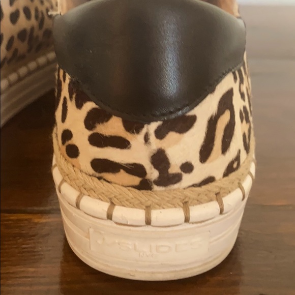 J Slides leopard shoes - Picture 7 of 7